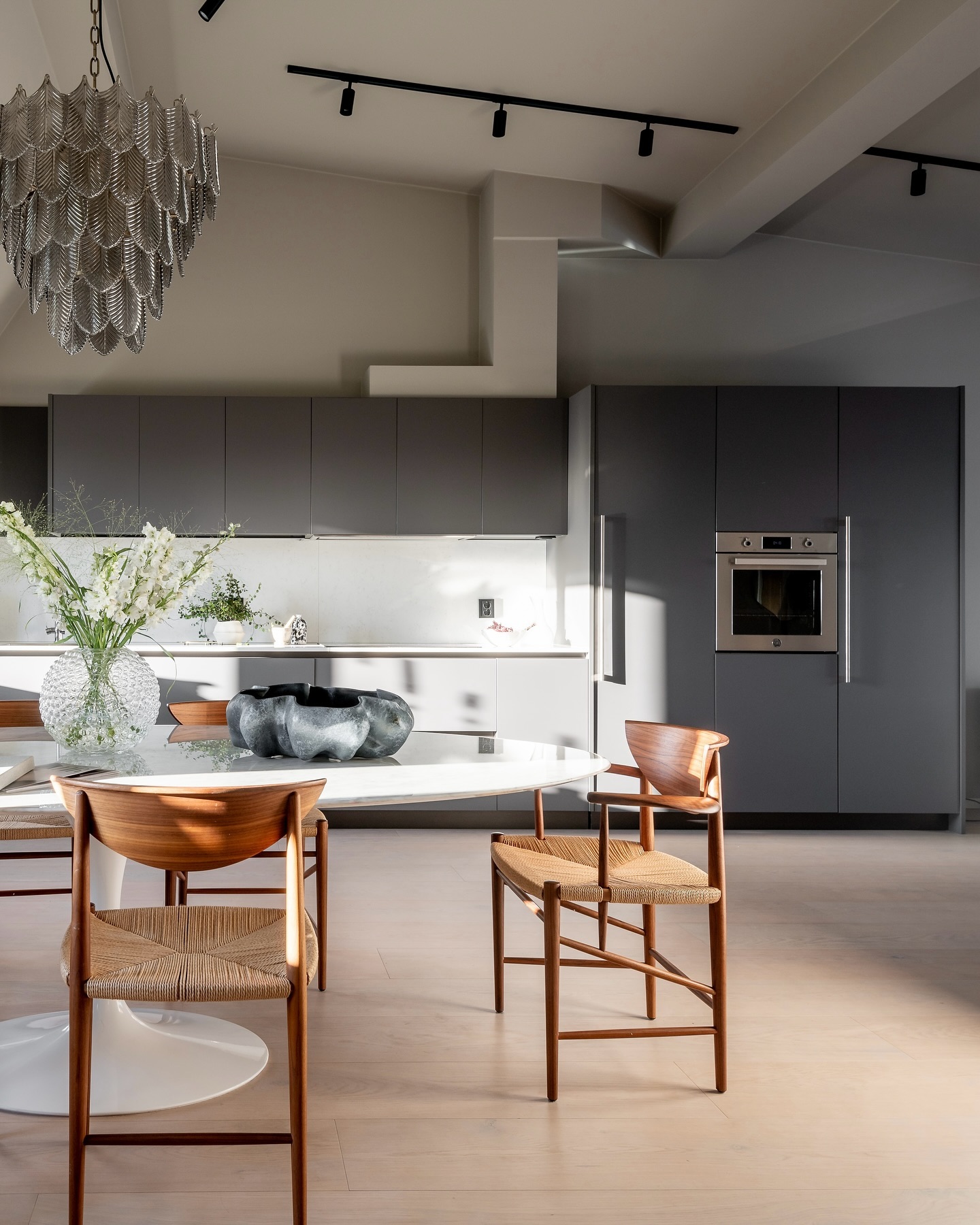 Best Option General Trading UAE offers premium kitchen cookware, dinnerware, and homeware solutions, delivering quality, style, and reliability across the UAE.